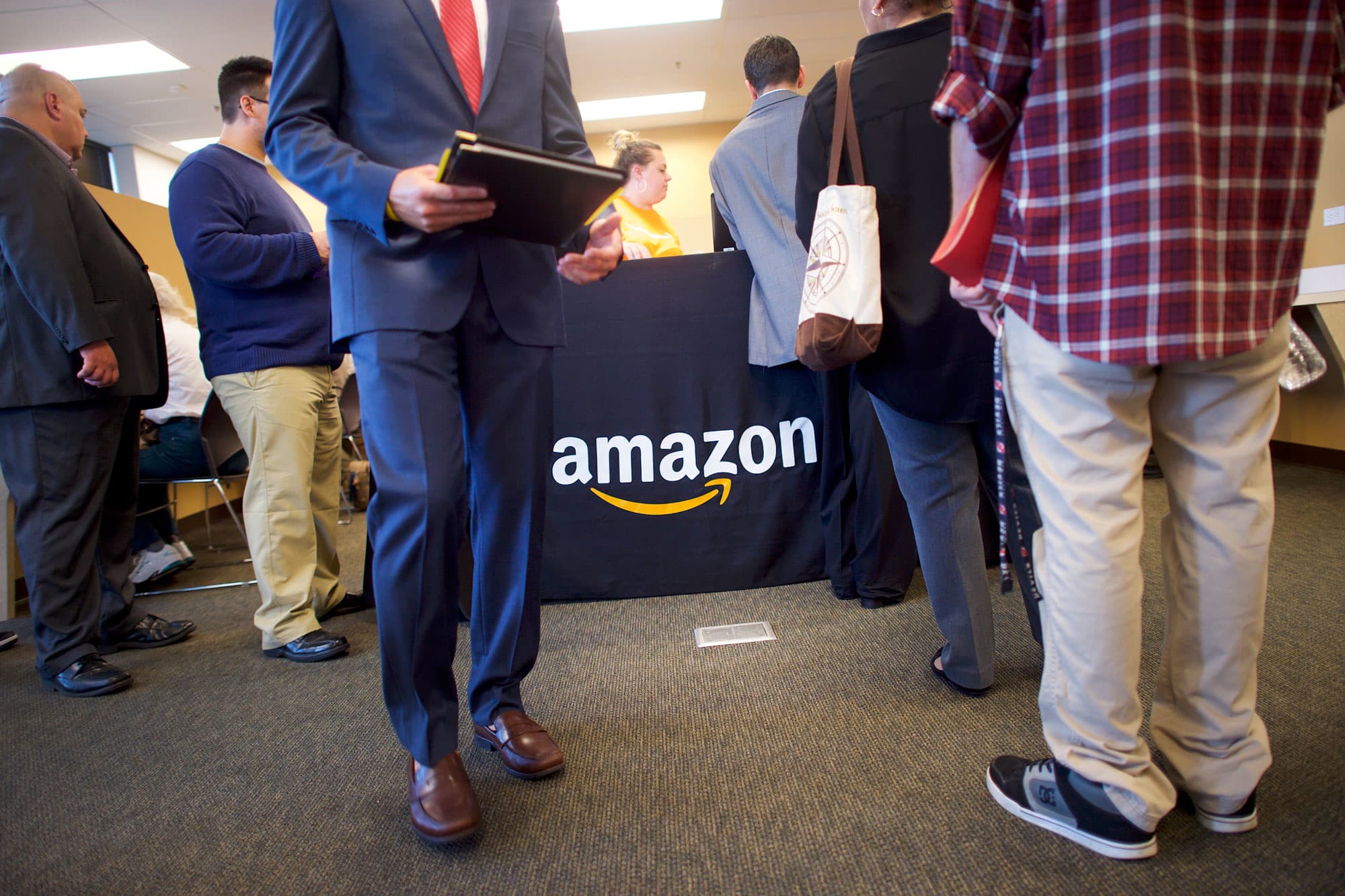 ( Customer Service Associate ) Amazon Data Entry Job, Amazon Work From Home @ Jobinus Apply Now!!