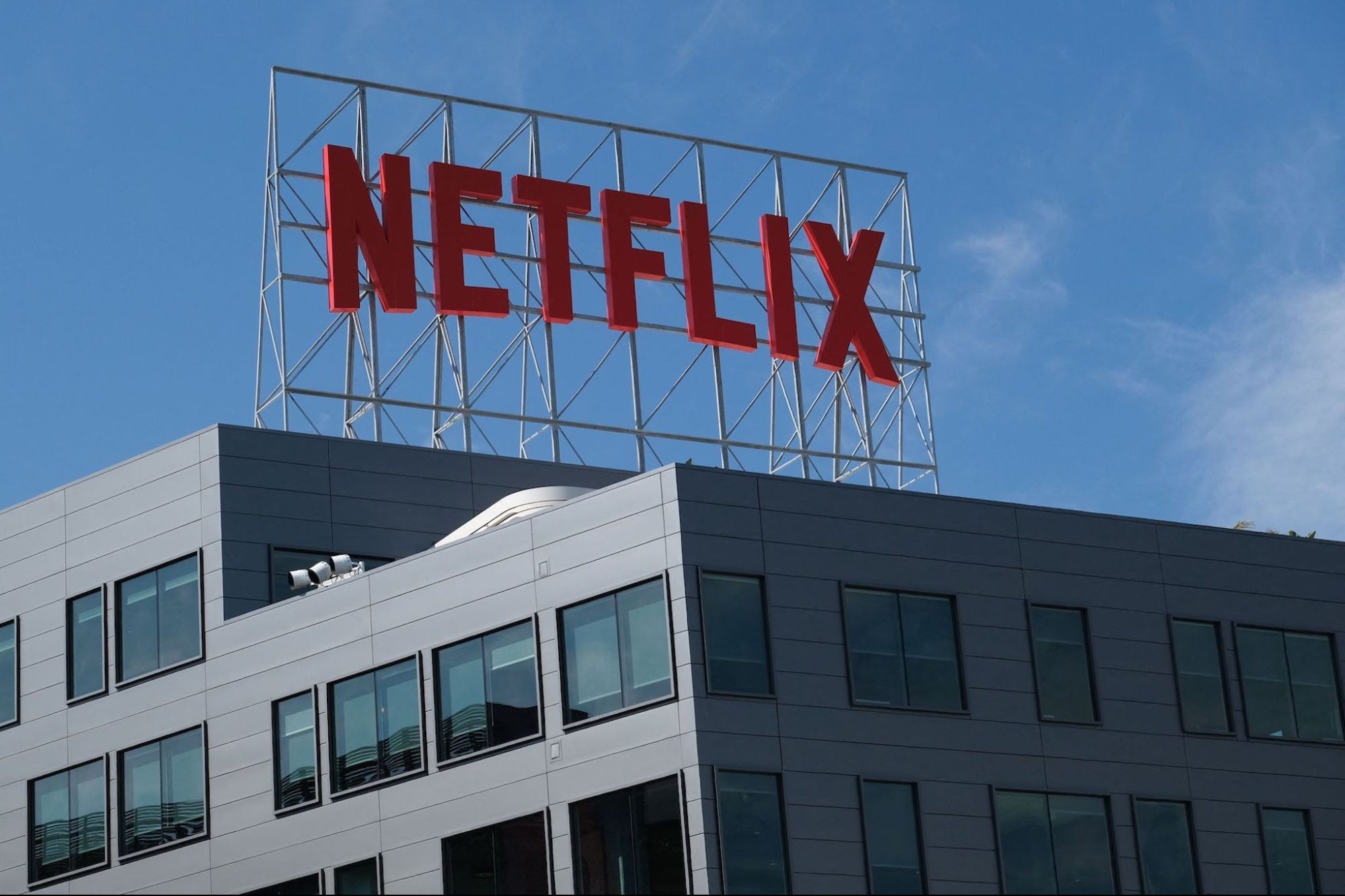 ( Administrative Assistant ) Netflix Binge Watcher Job, Netflix Tagger Jobs @ Jobinus Apply Now!!