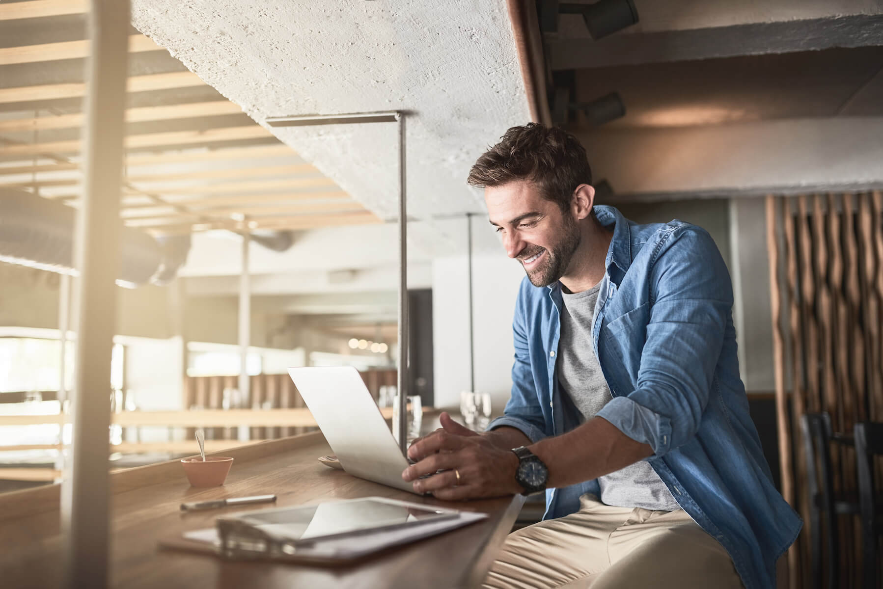 Google For Jobs @sarkariexamupdate (Staff Interaction Designer)